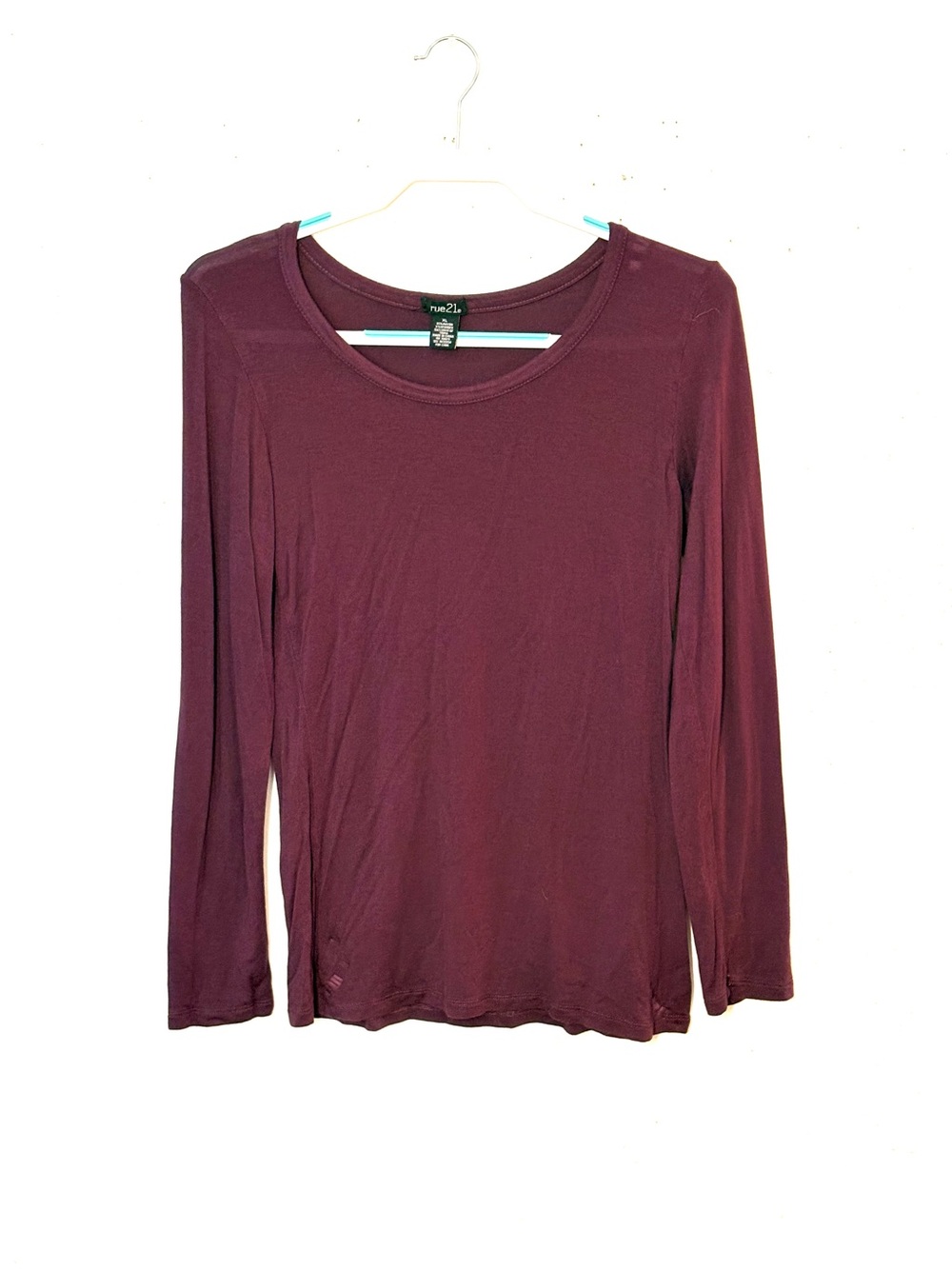 Rue21 Long Sleeve Scoop-neck Top - Deep Plum. Size XL. EUC.
